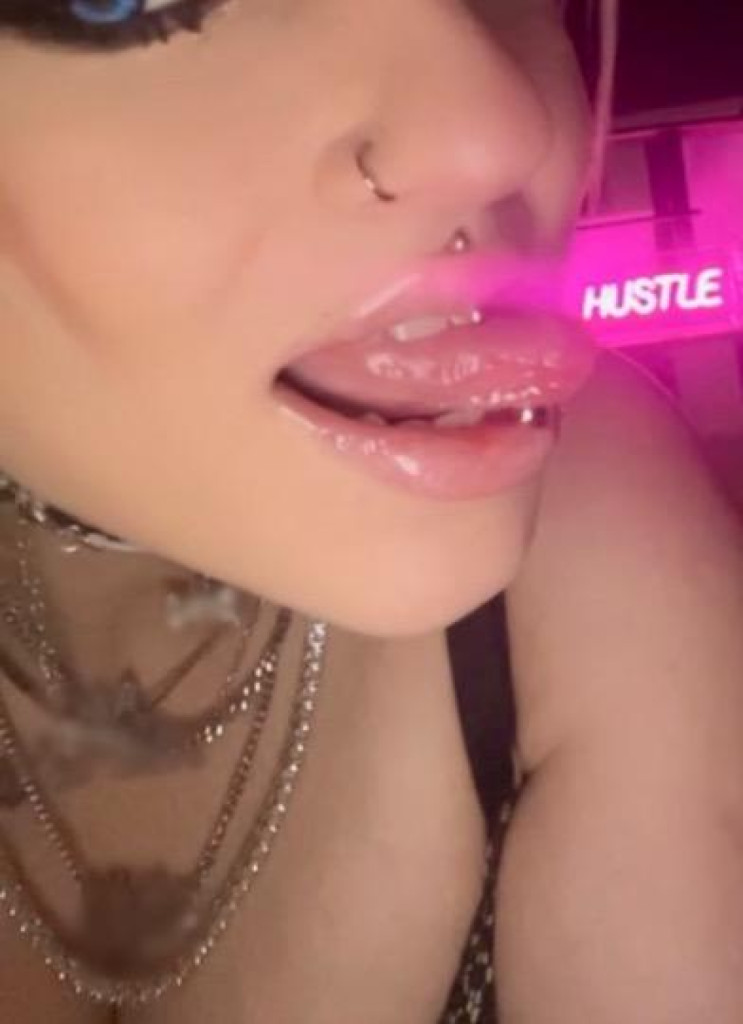 Profile picture 1