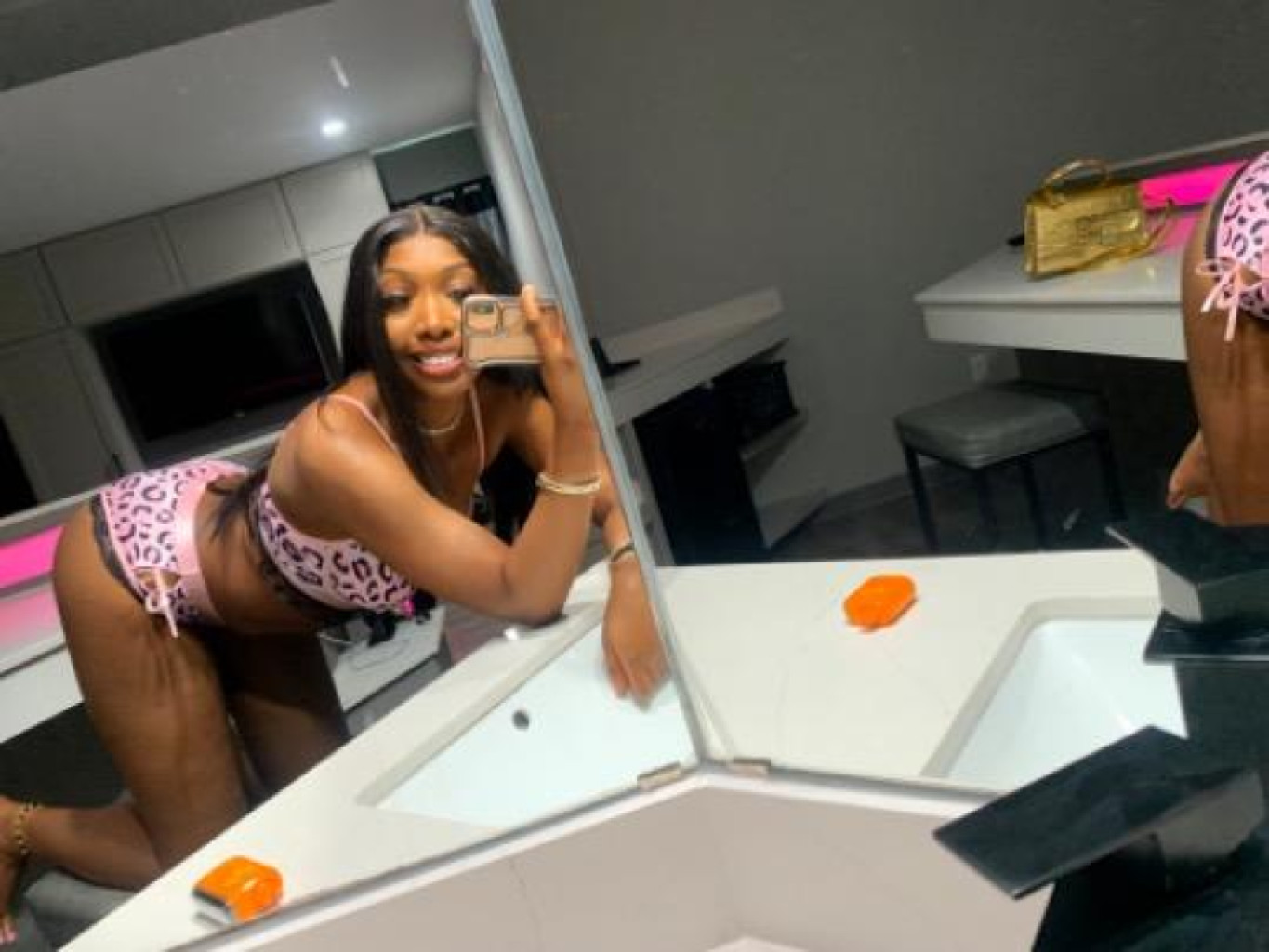 Profile picture 4